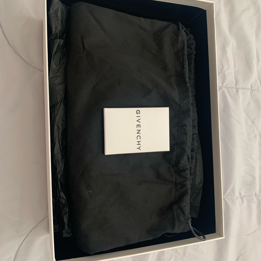 Givenchy Sneaker 7 - Picture 14 of 15
